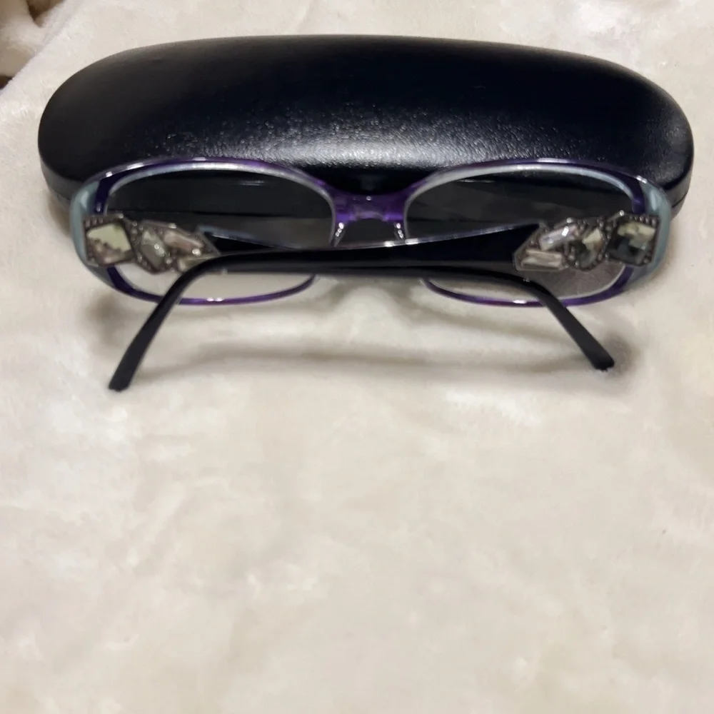 Vera Wang Eyeglass Frames. Blue.